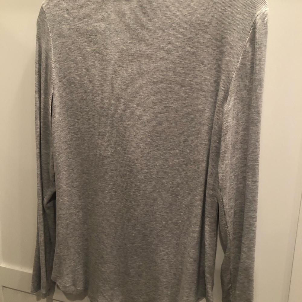 Cabi Serenity Long Sleeve Tee -Sz Small Oversized Casual Stretchy Capsule Layer - Picture 4 of 11